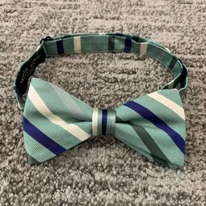 NEW PRONTO UOMO Mens Wearhouse Green Plaid‎ Bow Tie